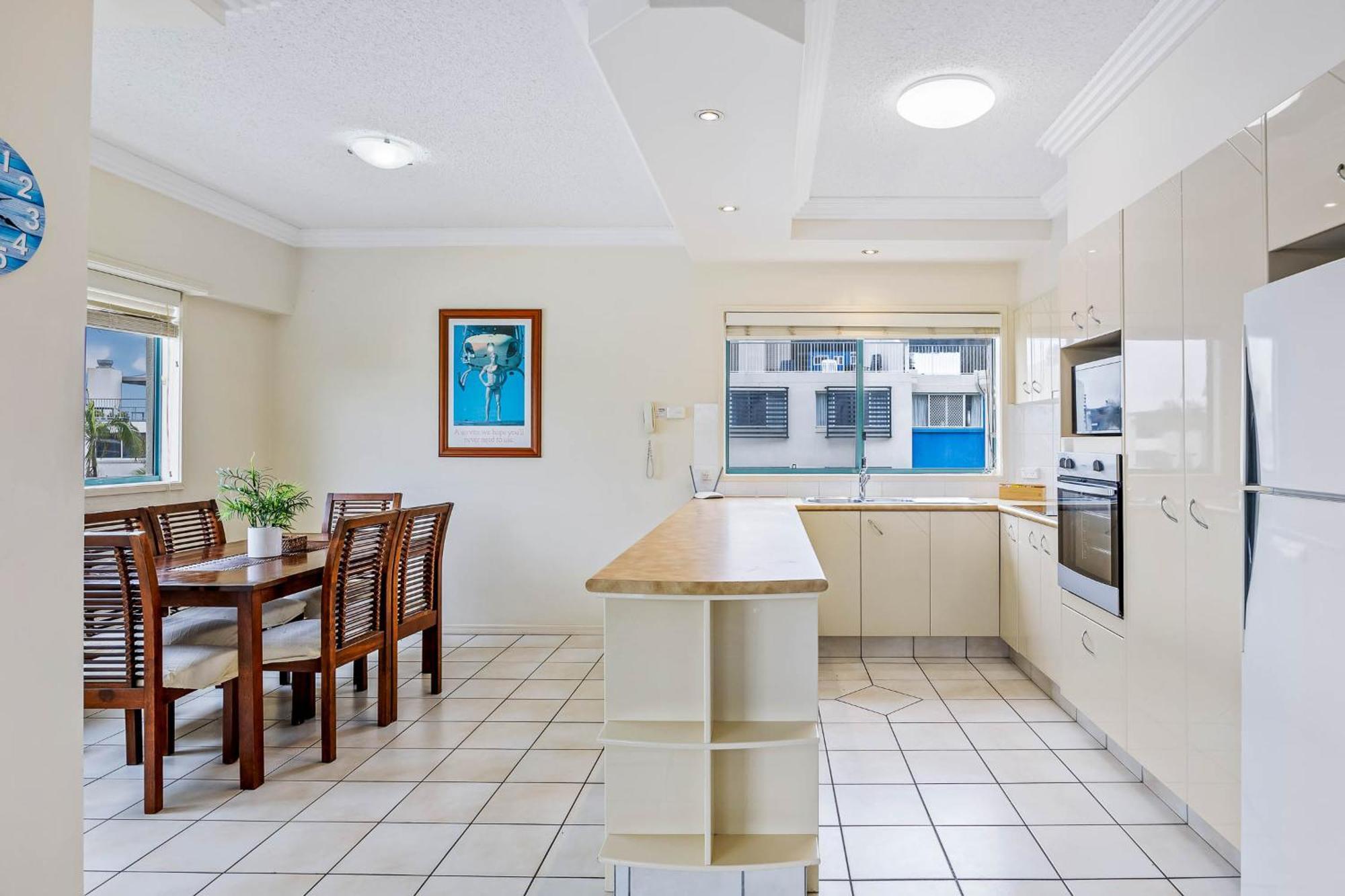 מרוצ'ידור Sunshine Towers Boutique Apartments מראה חיצוני תמונה